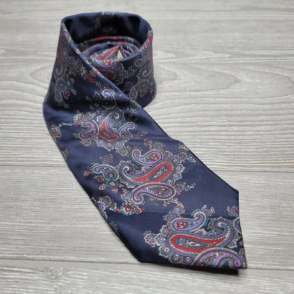 Givenchy silk size XL paisley necktie